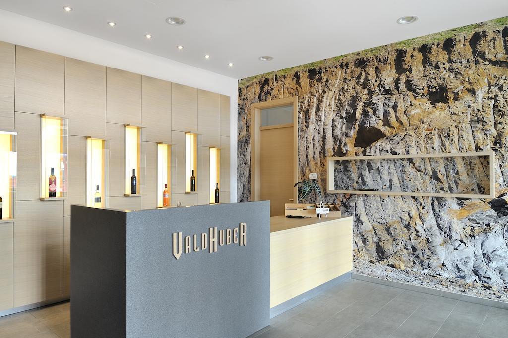 Vino Valdhuber Apartments Svecina Екстериор снимка